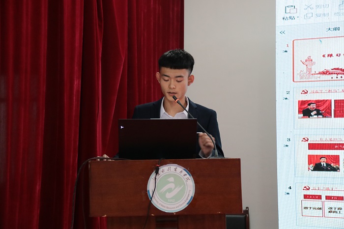 11.17青马团课.jpg 11.17青马团课.jpg